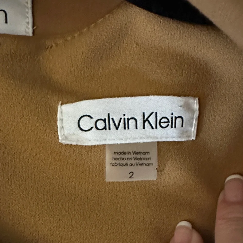 Calvin Klein Women's Camel Blazer - Picture 7 of 8